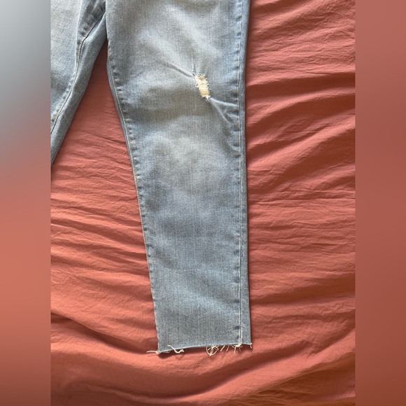 Old Navy Jeans - Picture 6 of 7